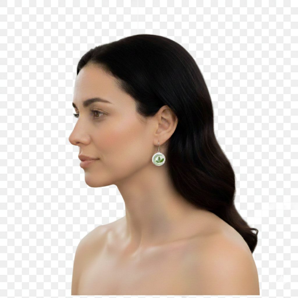 Женщина справа